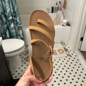 Chaco lowdown strappy sandal